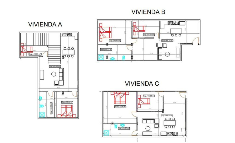 Commercial premises with possibility to transform into 3 flats in Puerto del Carmen, very close to the avenue.